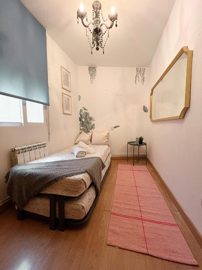 La Estancia De Garrido Madrid Luaran gambar